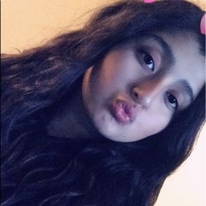 Meet your Posher, Veronica